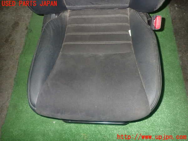 1UPJ-34597035]ヴェゼル ハイブリッド(e：HEV)(RU3)運転席シート 中古_m0003.jpg