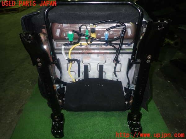 1UPJ-34597035]ヴェゼル ハイブリッド(e：HEV)(RU3)運転席シート 中古_m0005.jpg