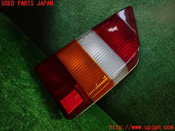 1UPJ-34601530]シトロエン・CX(型式不明)右テールランプ 中古_m0001.jpg