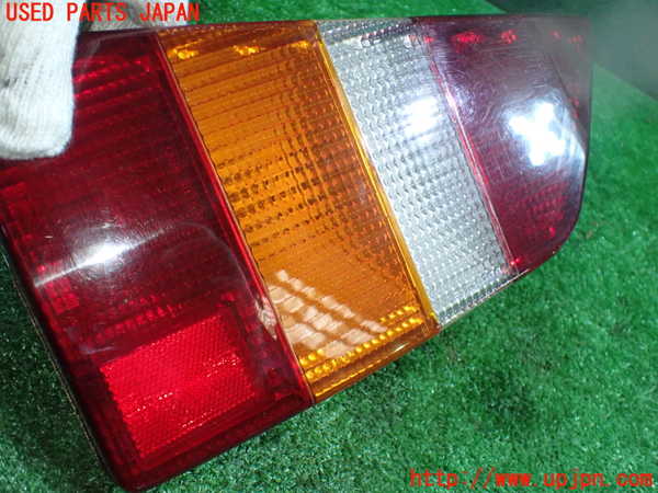 1UPJ-34601530]シトロエン・CX(型式不明)右テールランプ 中古_m0002.jpg