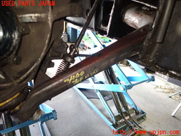 1UPJ-34605176]シトロエン・CX(型式不明)右フロントロアアーム1 中古_m0001.jpg