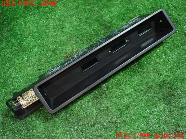 1UPJ-34606180]シトロエン・CX(型式不明)3連メーター 中古_m0001.jpg