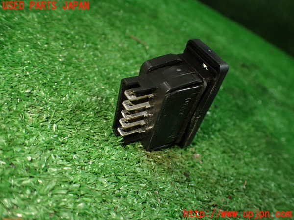1UPJ-34606245]シトロエン・CX(型式不明)左前パワーウィンドウスイッチ 中古_m0002.jpg