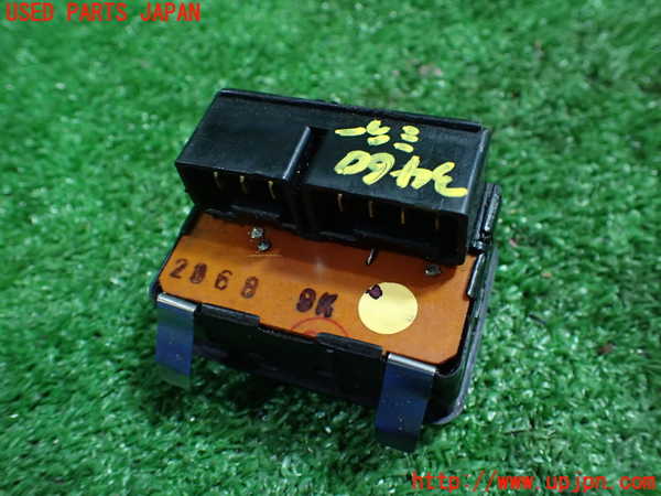 1UPJ-34606280]シトロエン・CX(型式不明)ミラースイッチ 中古_m0003.jpg
