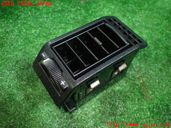 1UPJ-34607527]シトロエン・CX(型式不明)エアコン吹き出し口2 中古_m0001.jpg