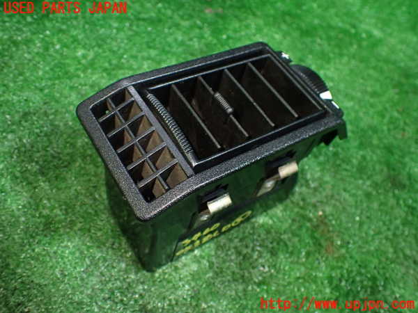 1UPJ-34607527]シトロエン・CX(型式不明)エアコン吹き出し口2 中古_m0002.jpg