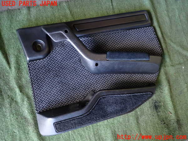 1UPJ-34601294]シトロエン・CX(型式不明)右後ドア内張り 中古_m0001.jpg