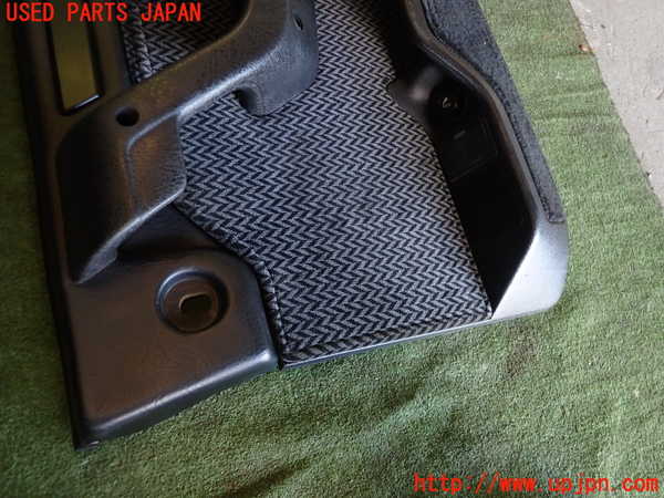 1UPJ-34601294]シトロエン・CX(型式不明)右後ドア内張り 中古_m0002.jpg
