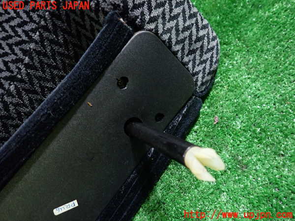 1UPJ-34607070]シトロエン・CX(型式不明)助手席ヘッドレスト 中古_m0004.jpg