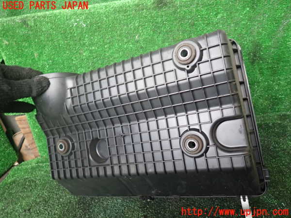 5UPJ-34612560]パジェロ(V93W)エアクリーナーボックス 中古_m0003.jpg
