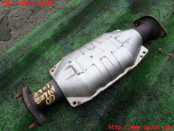 1UPJ-34612662]パジェロ(V93W)触媒2 中古_m0001.jpg