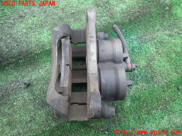 1UPJ-34614080]パジェロ(V93W)右フロントキャリパー 中古_m0002.jpg