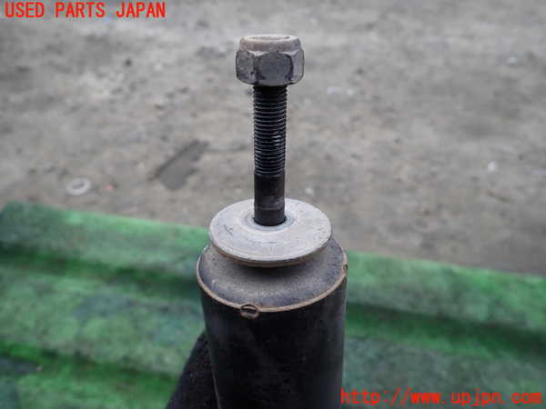 5UPJ-34615075]パジェロ(V93W)左リアショックアブソーバー 中古_m0002.jpg