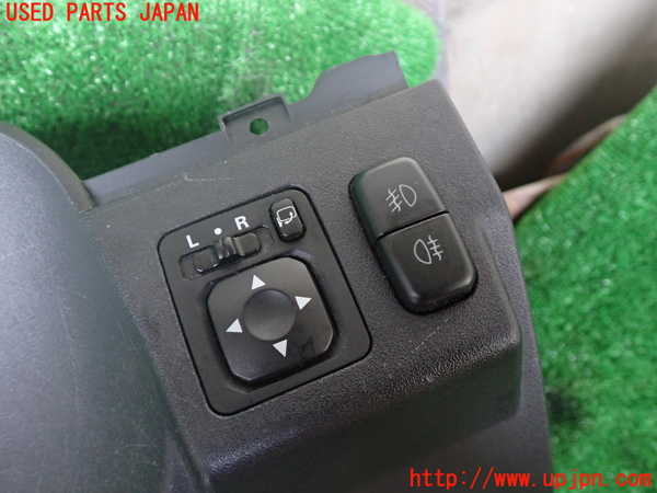 1UPJ-34617841]パジェロ(V93W)小物入れ1 中古_m0002.jpg