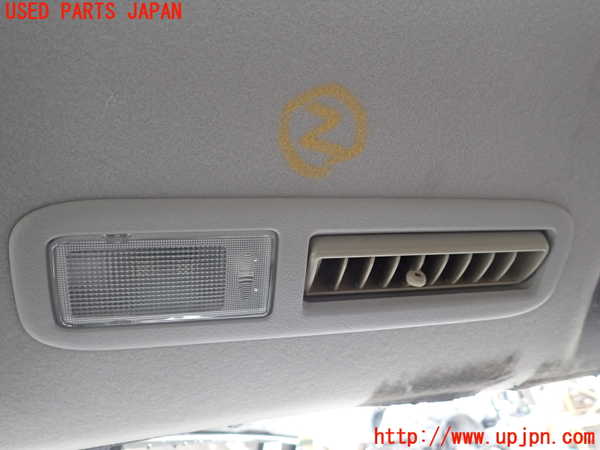 1UPJ-34616412]パジェロ(V93W)ルームランプ2 (2列目右) 中古_m0001.jpg