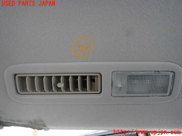1UPJ-34616413]パジェロ(V93W)ルームランプ3 (2列目左) 中古_m0001.jpg