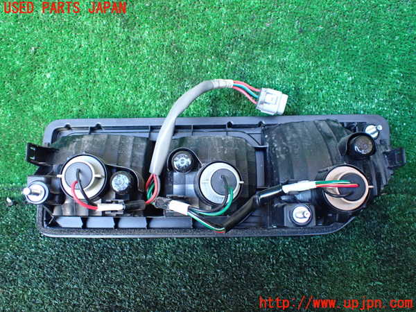 5UPJ-34621536]ジムニー シエラ(JB74W)左テールランプ 中古_m0003.jpg