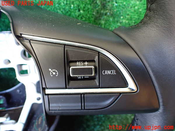 1UPJ-34627855]ジムニー シエラ(JB74W)ステアリングホイール 中古_m0002.jpg