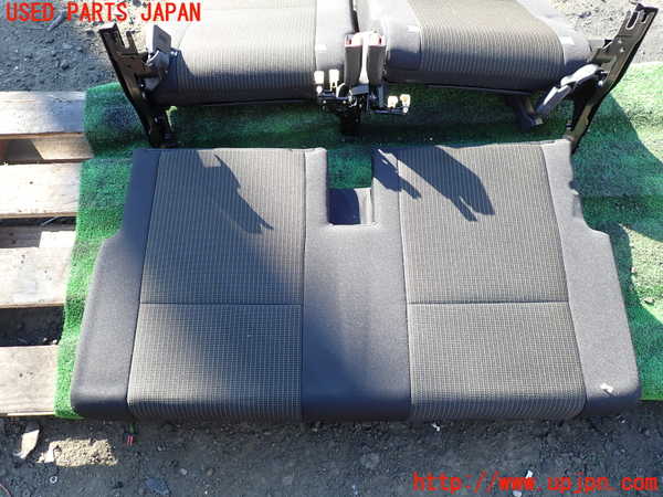 1UPJ-34627385]ジムニー シエラ(JB74W)リアシート 中古_m0003.jpg