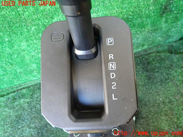 1UPJ-34627555]ジムニー シエラ(JB74W)ATシフトレバー 中古_m0003.jpg