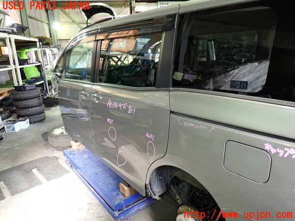 5UPJ-34631320]ノア(ヴォクシー)(ZRR85G)左後ドア 中古_m0003.jpg