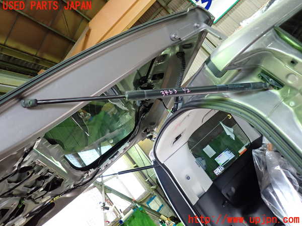 1UPJ-34631584]ノア(ヴォクシー)(ZRR85G)リアゲートダンパー 中古_m0001.jpg