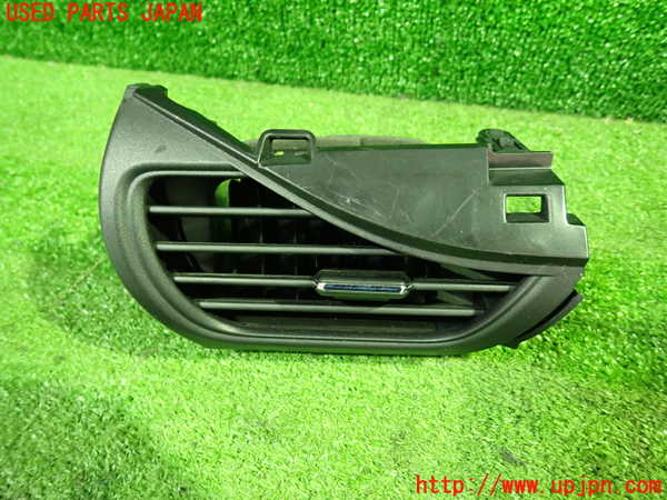 1UPJ-34637527]ノア(ヴォクシー)(ZRR85G)エアコン吹き出し口2 中古_m0001.jpg