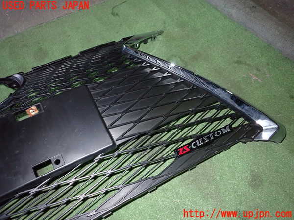 1UPJ-34641050]カムリハイブリッド(AVV50)ラジエターグリル 中古_m0002.jpg