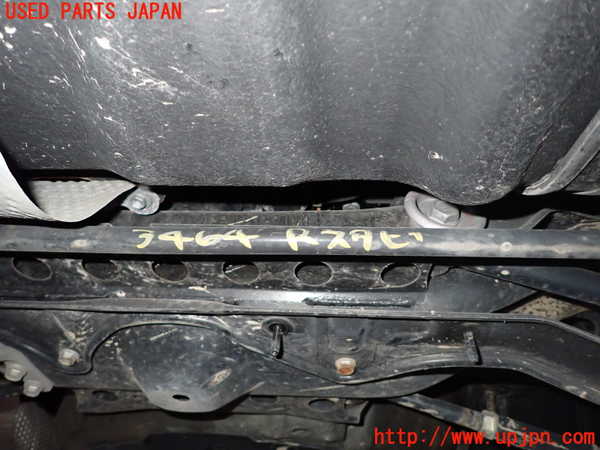 1UPJ-34645445]カムリハイブリッド(AVV50)リアスタビライザー 中古_m0001.jpg