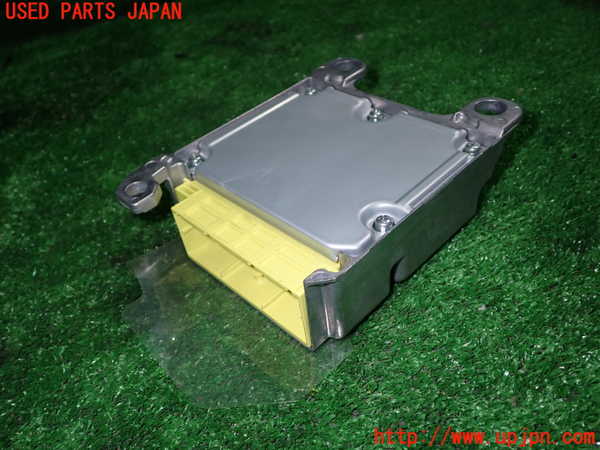 1UPJ-34646145]カムリハイブリッド(AVV50)エアバッグコンピューター 中古_m0003.jpg