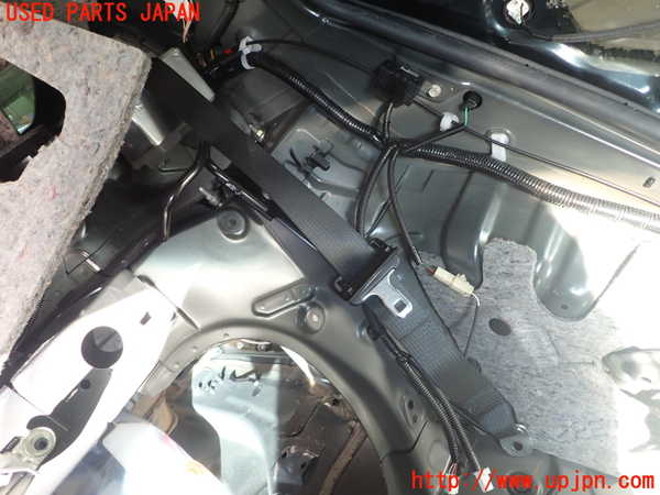 1UPJ-34647185]カムリハイブリッド(AVV50)左2列目シートベルト 中古_m0001.jpg