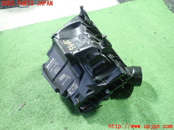5UPJ-34652560]BMW 218d グランクーペ F44(7M20)エアクリーナーボックス 中古_m0002.jpg