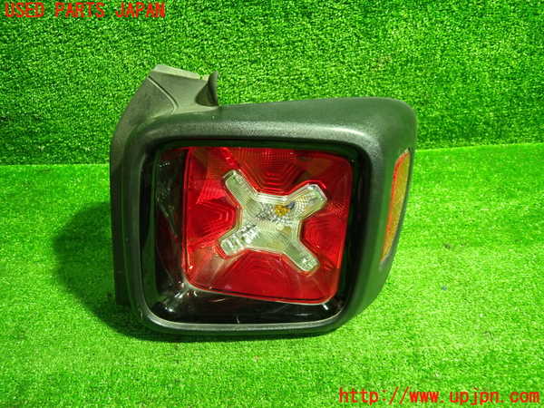 1UPJ-34661530]ジープ・レネゲード(BV13PM)右テールランプ 中古_m0001.jpg
