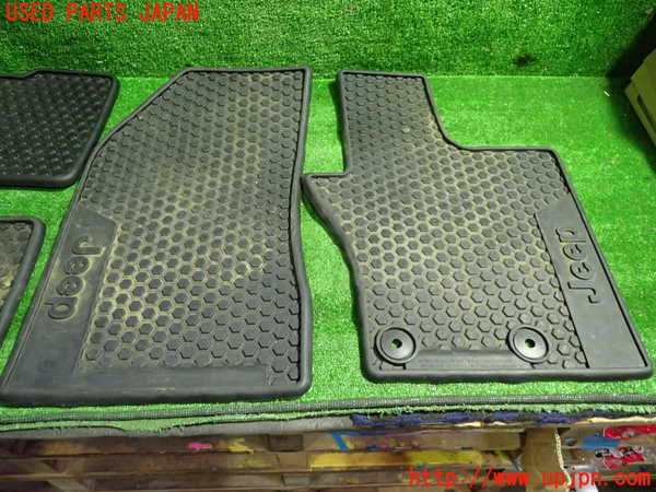 1UPJ-34667800]ジープ・レネゲード(BV13PM)フロアマット 中古_m0002.jpg