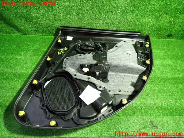 1UPJ-34661324]ジープ・レネゲード(BV13PM)左後ドア内張り 中古_m0003.jpg