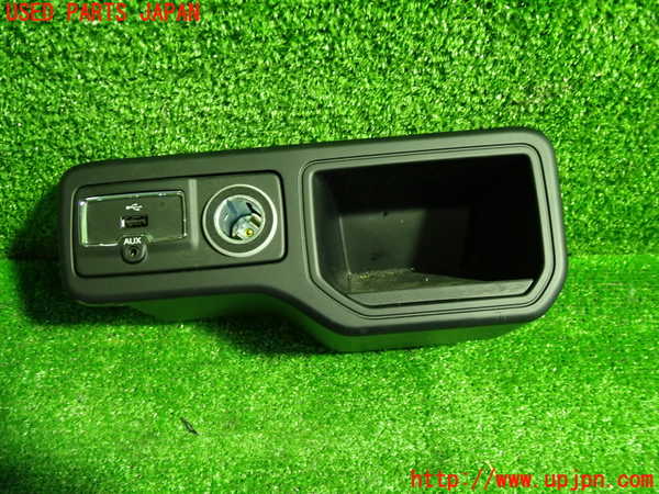 1UPJ-34667692]ジープ・レネゲード(BV13PM)内装トリム類2 中古_m0001.jpg
