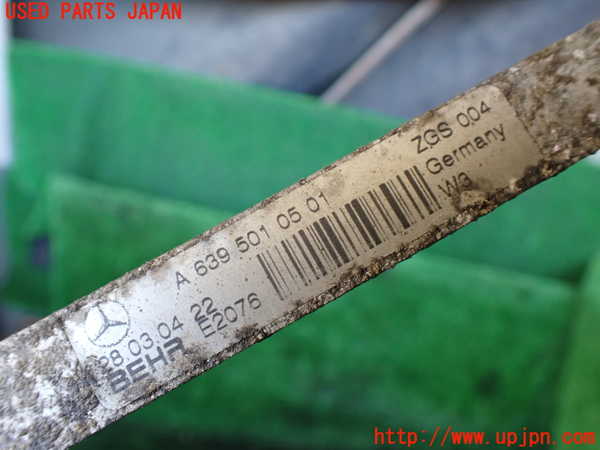 1UPJ-34672481]ベンツ ビアノ(Viano) W639 (639811)オイルクーラー1 中古_m0003.jpg