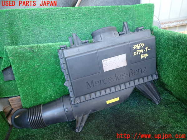 5UPJ-34672560]ベンツ ビアノ(Viano) W639 (639811)エアクリーナーボックス 中古_m0001.jpg
