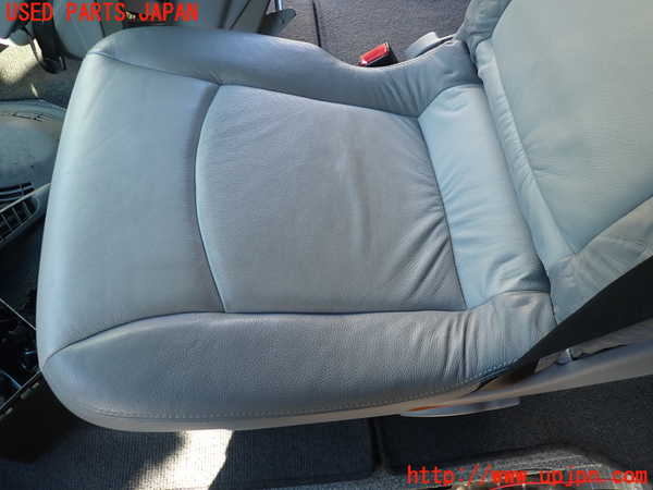 1UPJ-34677175]ベンツ ビアノ(Viano) W639 (639811)左2列目シート 中古_m0003.jpg