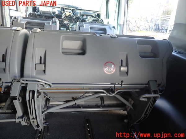 1UPJ-34677235]ベンツ ビアノ(Viano) W639 (639811)右3列目シート 中古_m0005.jpg