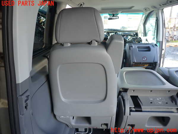 1UPJ-34677265]ベンツ ビアノ(Viano) W639 (639811)左3列目シート 中古_m0004.jpg
