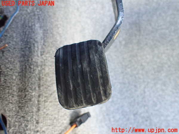 1UPJ-34677550]ベンツ ビアノ(Viano) W639 (639811)サイドブレーキレバー(ペダル) 中古_m0002.jpg