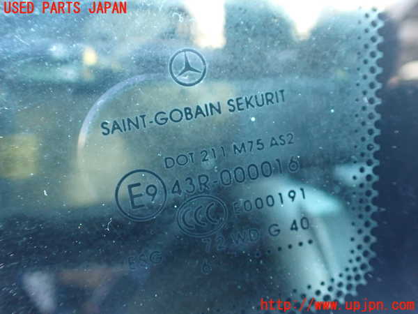 1UPJ-34681202]ベンツ V350 W639 (639811C)左フロント三角窓ガラス 中古 SAINT-GOBAIN SEKURIT M75 43R-000016_m0002.jpg