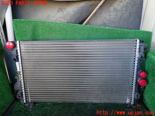 5UPJ-34682321]ベンツ V350 W639 (639811C)ラジエーター1 中古_m0001.jpg