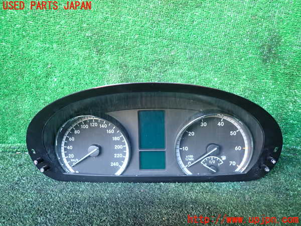 1UPJ-34686170]ベンツ V350 W639 (639811C)スピードメーター 中古_m0001.jpg