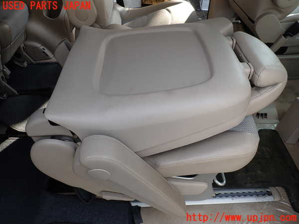 1UPJ-34687145]ベンツ V350 W639 (639811C)右2列目シート 中古_m0004.jpg