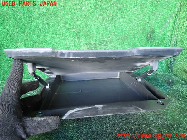 1UPJ-34687841]ベンツ V350 W639 (639811C)小物入れ1 ジャンク_m0005.jpg