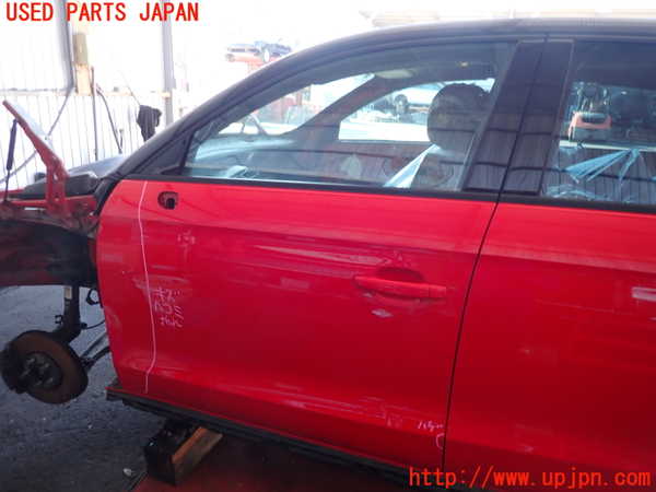 2UPJ-34691260]アウディ・A1 スポーツバック(8XCZE)左前ドア 中古 SOLIVER M40A 43R-00082_m0001.jpg