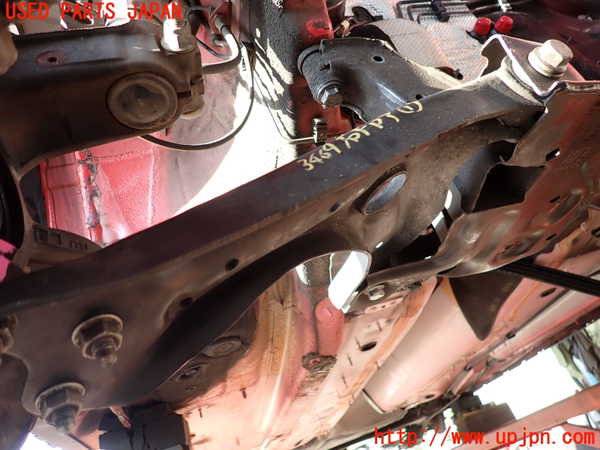 2UPJ-34695176]アウディ・A1 スポーツバック(8XCZE)右フロントロアアーム1 中古_m0001.jpg