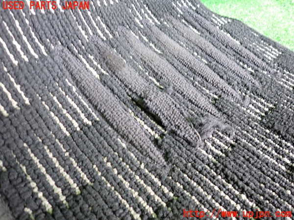 2UPJ-34697800]アウディ・A1 スポーツバック(8XCZE)フロアマット 中古_m0002.jpg